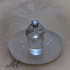 Сребърен дамски пръстен с циркони R-1039